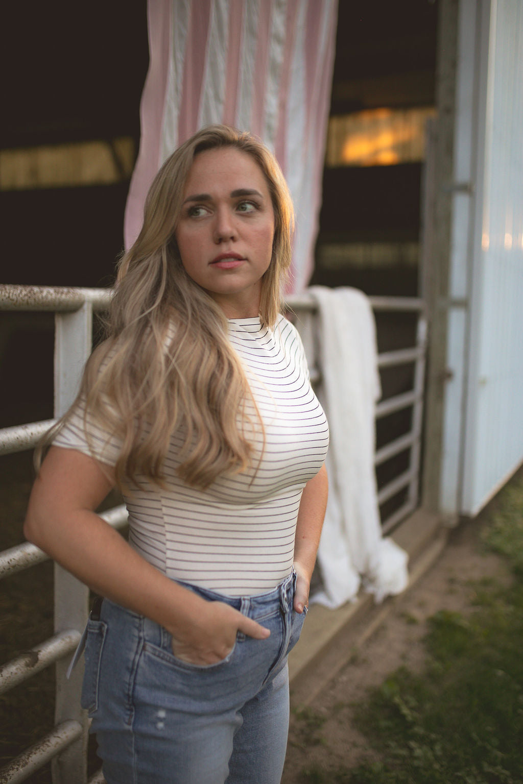 ANISA: STRIPED TOP