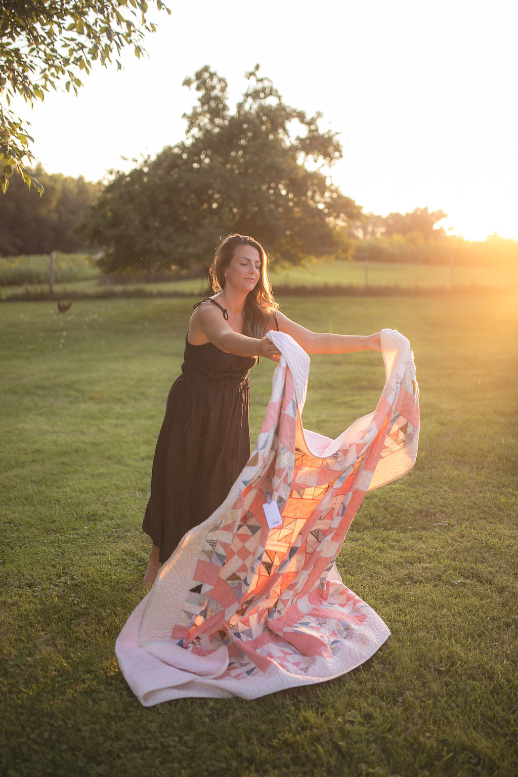VINTAGE LOVED HEIRLOOM QUILT