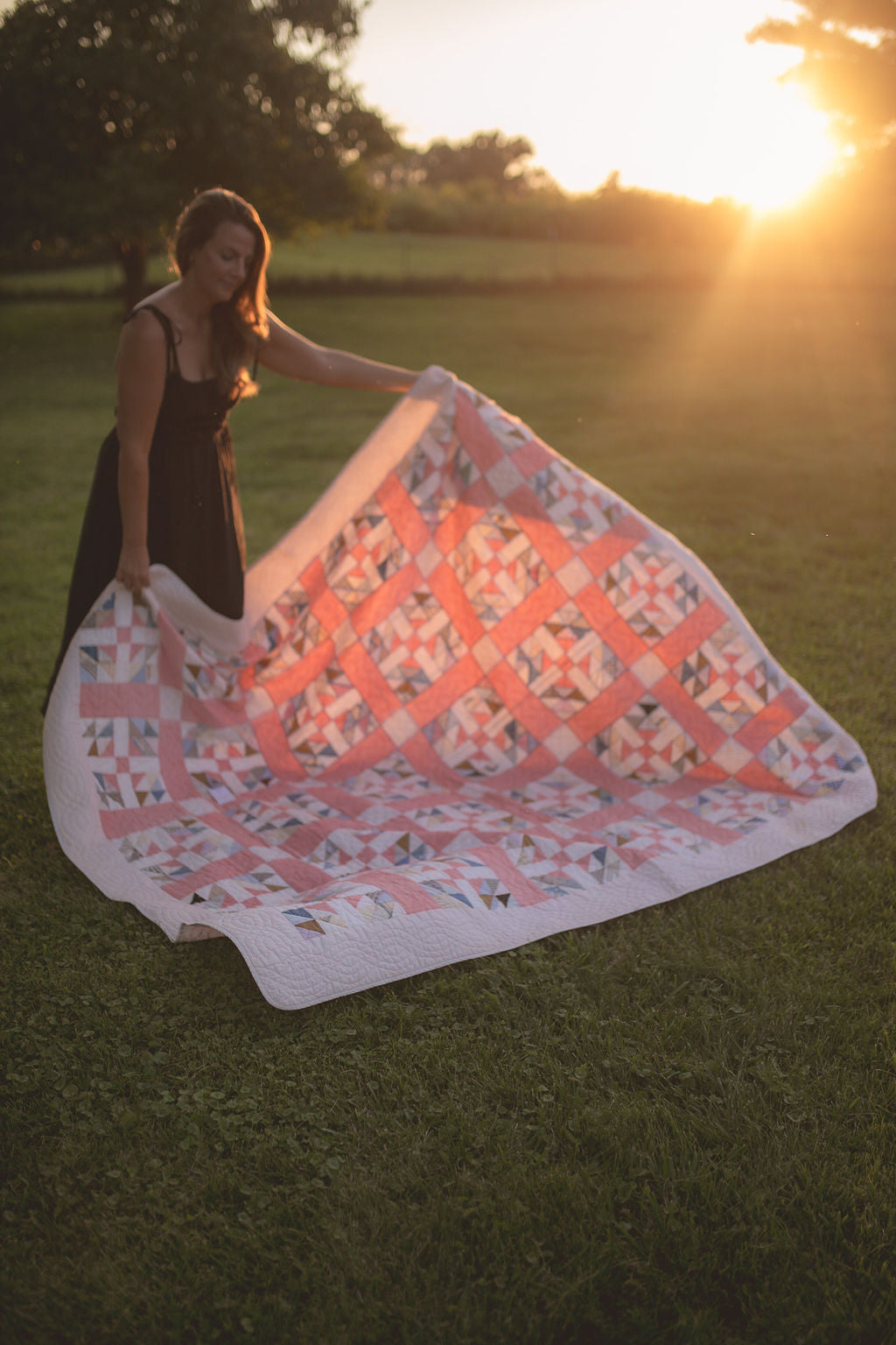 VINTAGE LOVED HEIRLOOM QUILT