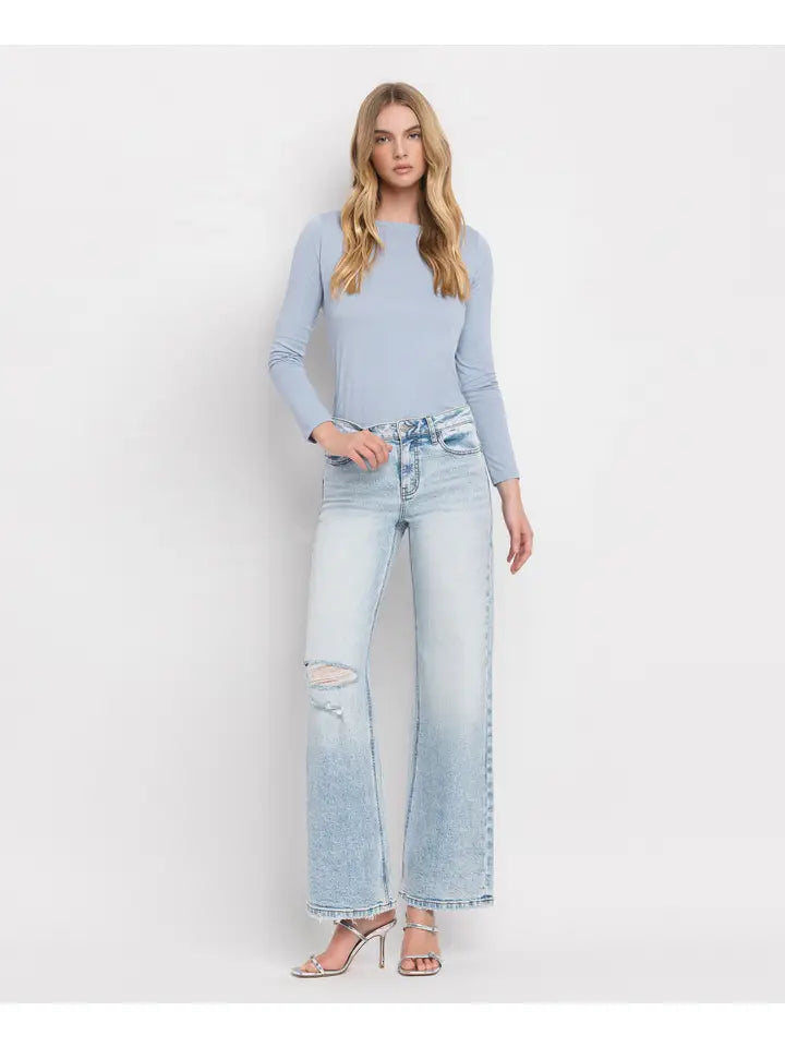 AMANDA: JEANS