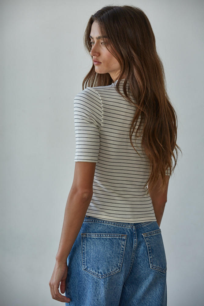 ANISA: STRIPED TOP