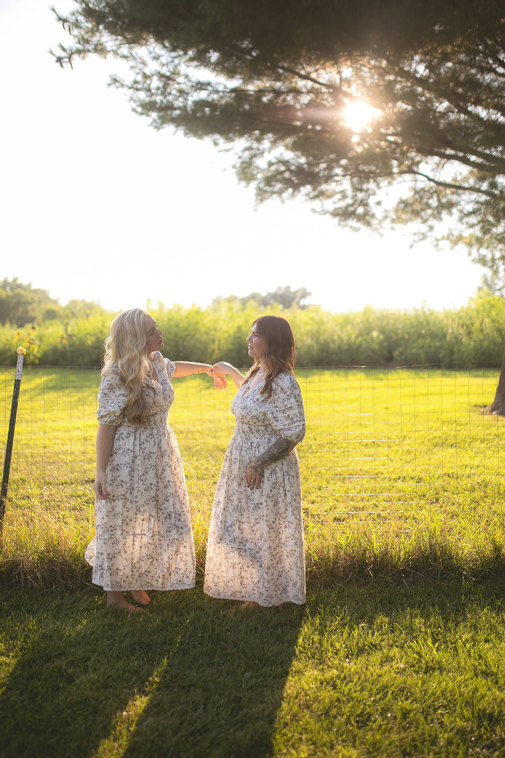 AMANDA: FLORAL LACE DRESS