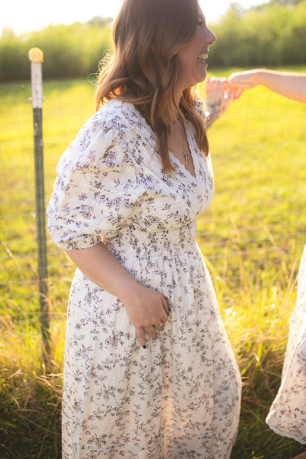 AMANDA: FLORAL LACE DRESS