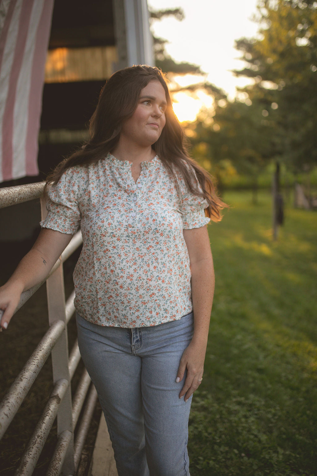 ARIA: DAINTY FLORAL TOP