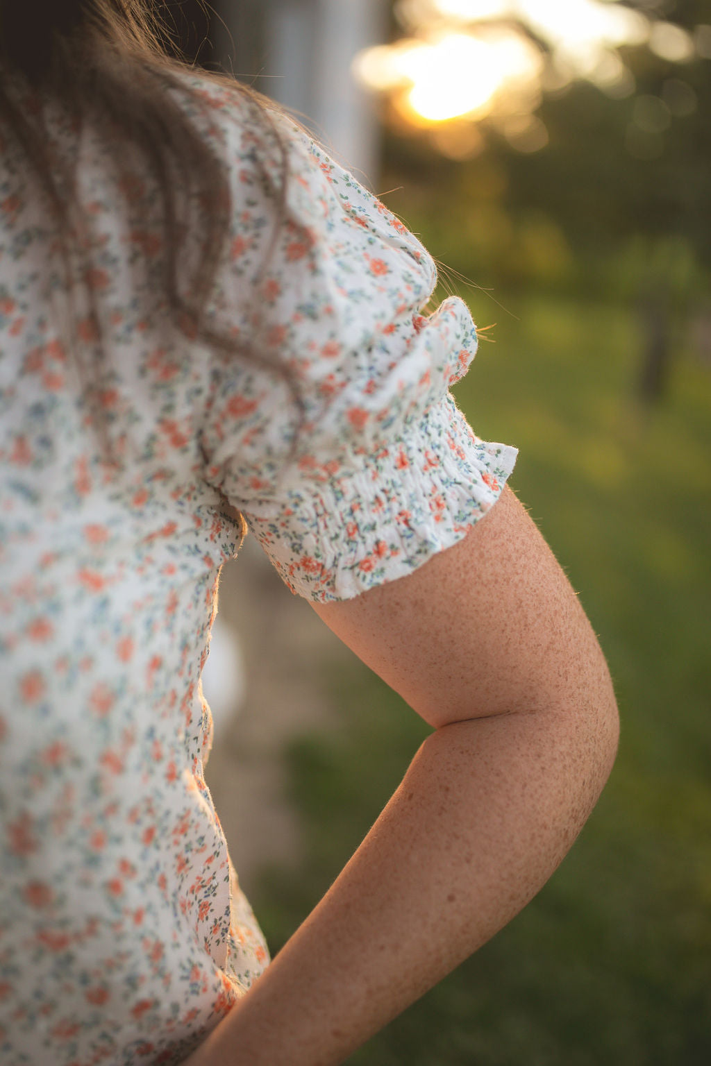 ARIA: DAINTY FLORAL TOP
