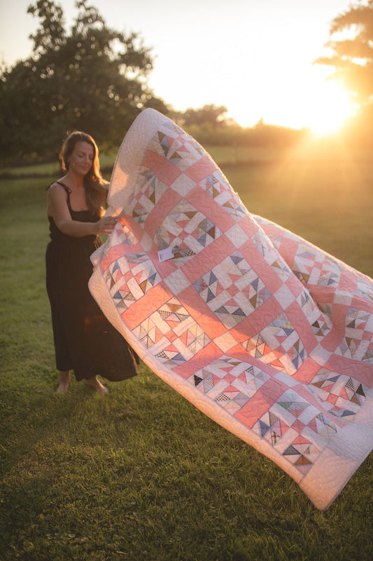 VINTAGE LOVED HEIRLOOM QUILT