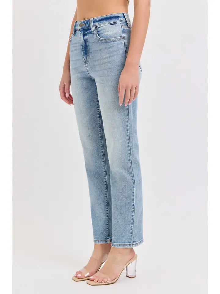 HENSELY: STRAIGHT STRETCH JEANS